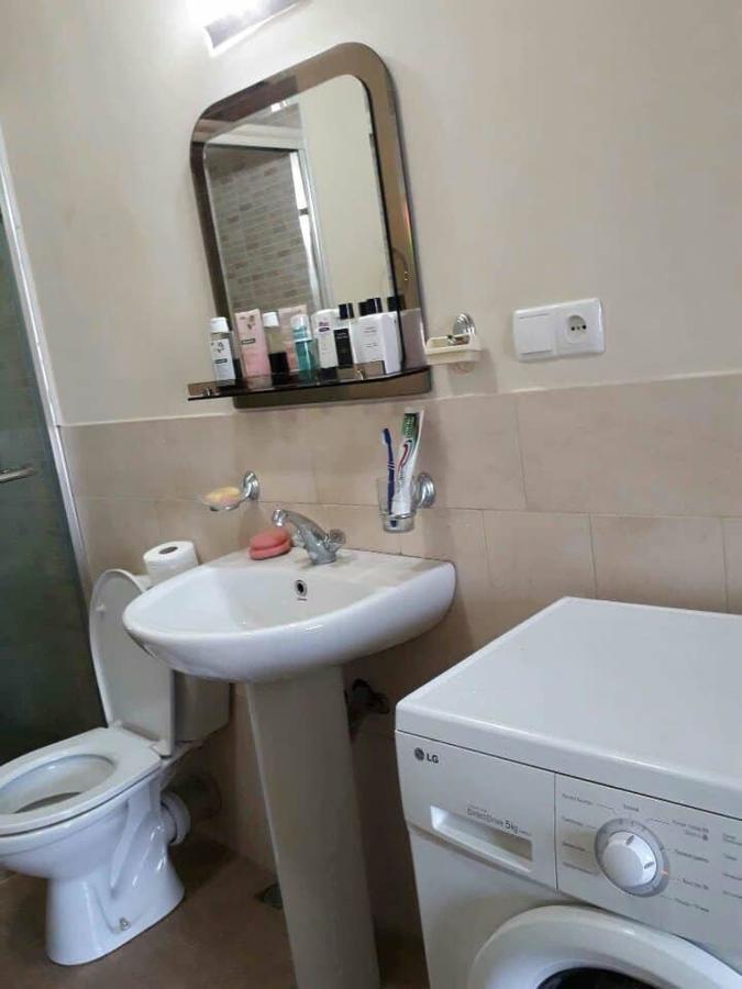 Centr Apartment Kutaisi Ngoại thất bức ảnh